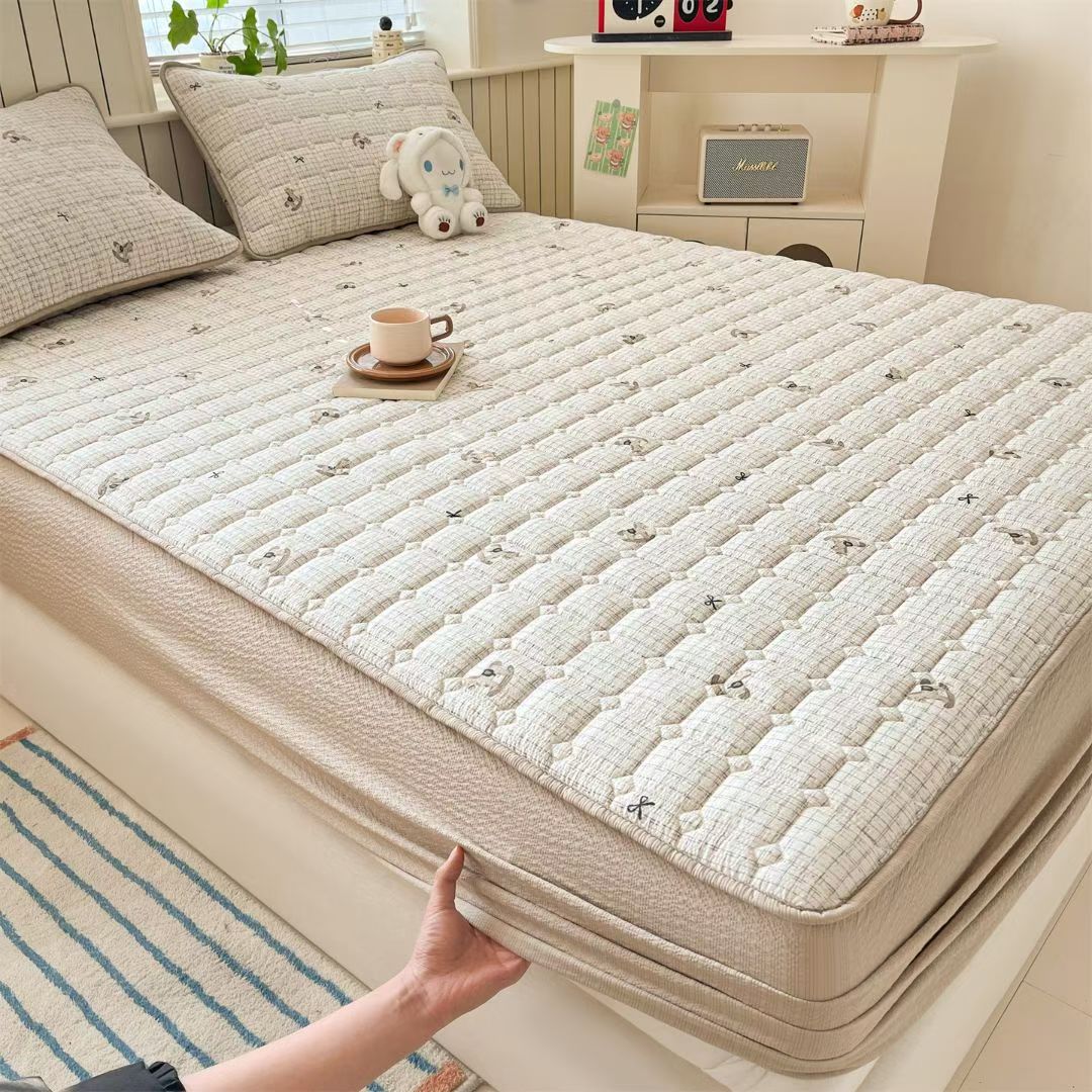 2026 New Skin‑Friendly Quilted Puff Yarn Thickened Fitted Sheet