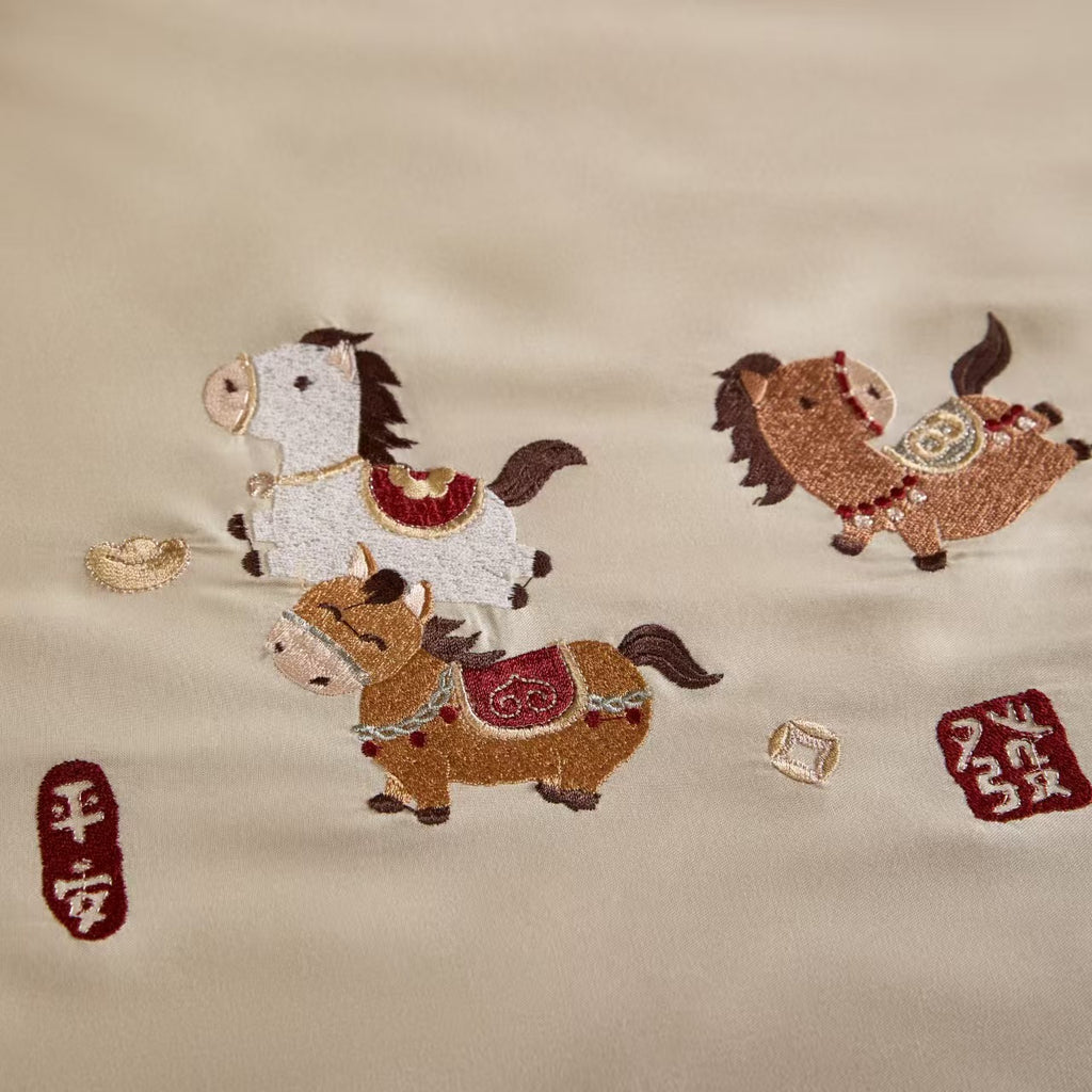 Eight Horses Blessing Golden Quilt